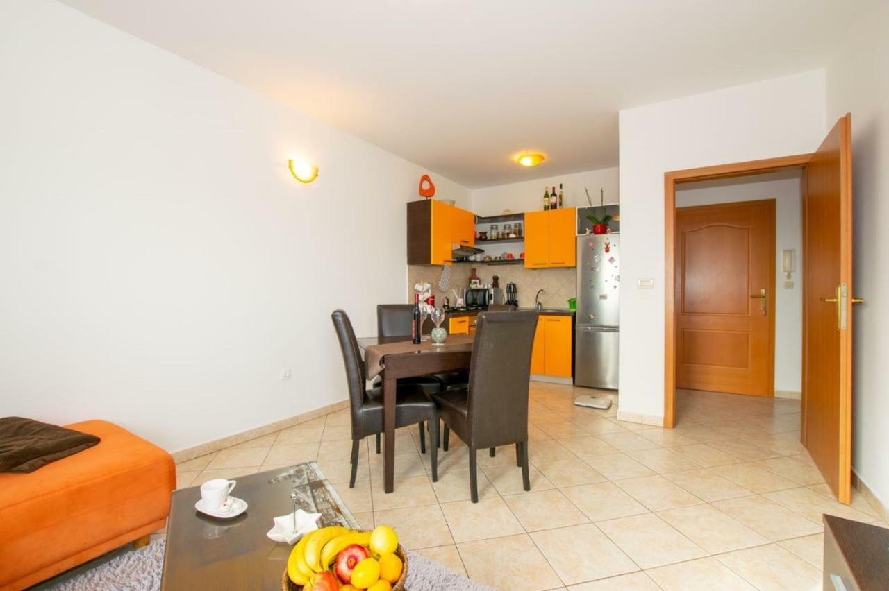 Apartment Keti Fažana Exterior foto
